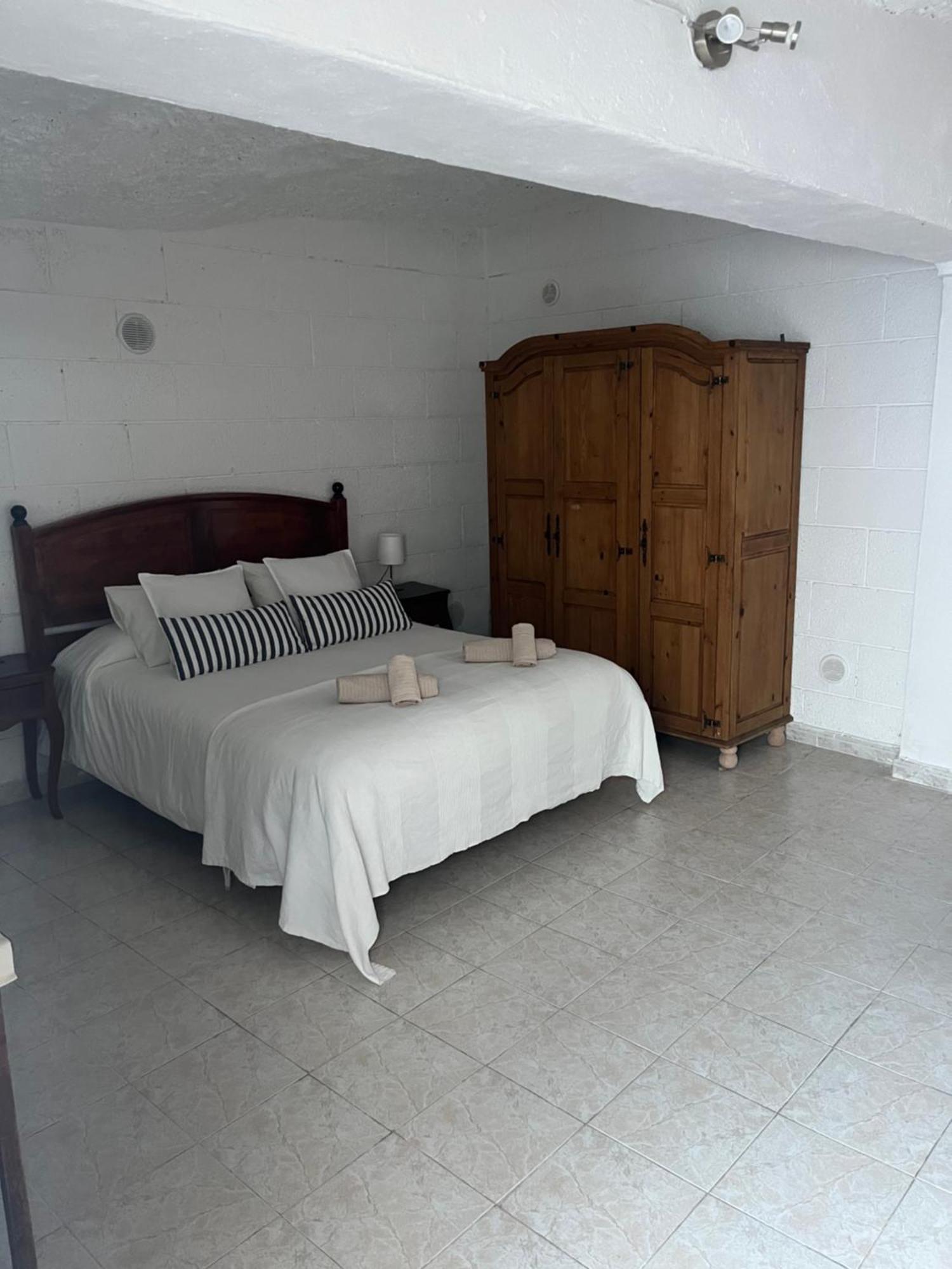 Whispering Tides Villa Candelaria Buitenkant foto